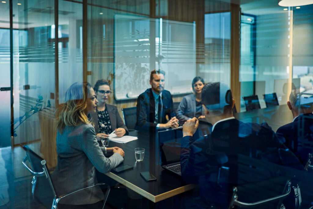 Group Business People Discussing Meeting